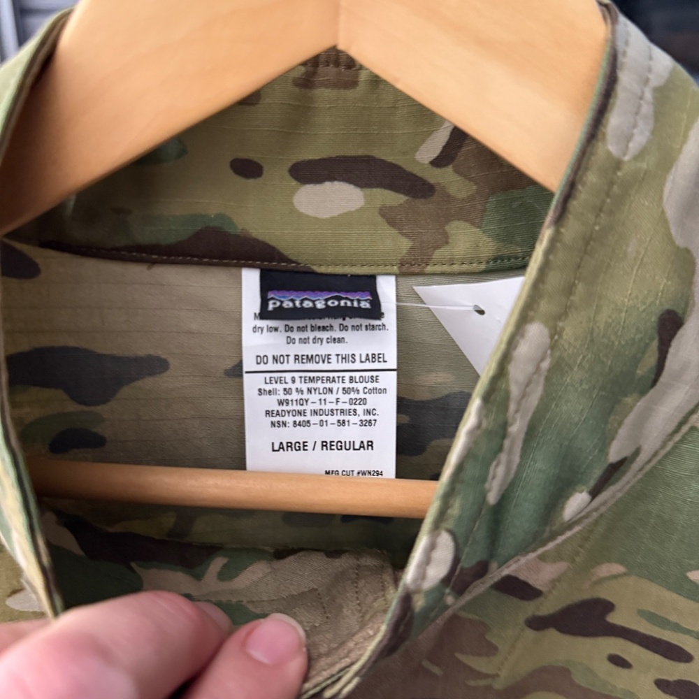 Patagonia PCU Level 9 Field Top, Multicam, Large/Regular - Picture 3 of 7